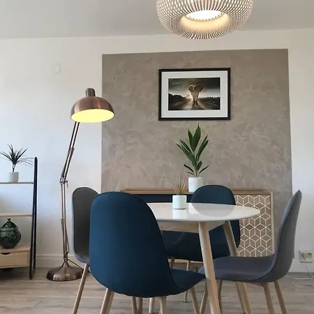 - 45m2 Avec Parking Daire