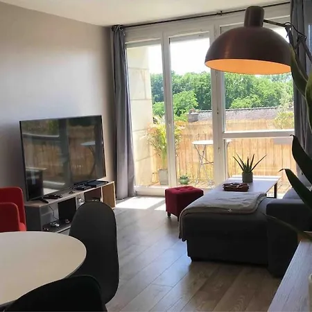 - 45m2 Avec Parking Daire